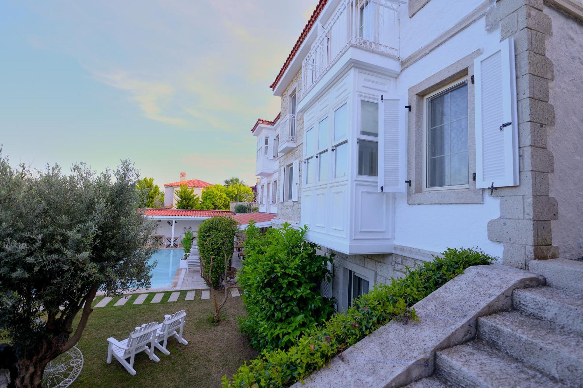 Peremere Alacati Otel المظهر الخارجي الصورة